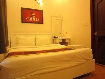 Scat Hotel- New World Ben Thanh Отель Хошимин